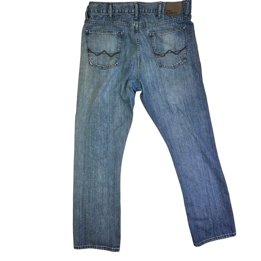 Wrangler‎ Jeans Co Mens Relaxed Boot Cut Jeans Medium Wash Blue Denim 35x32
